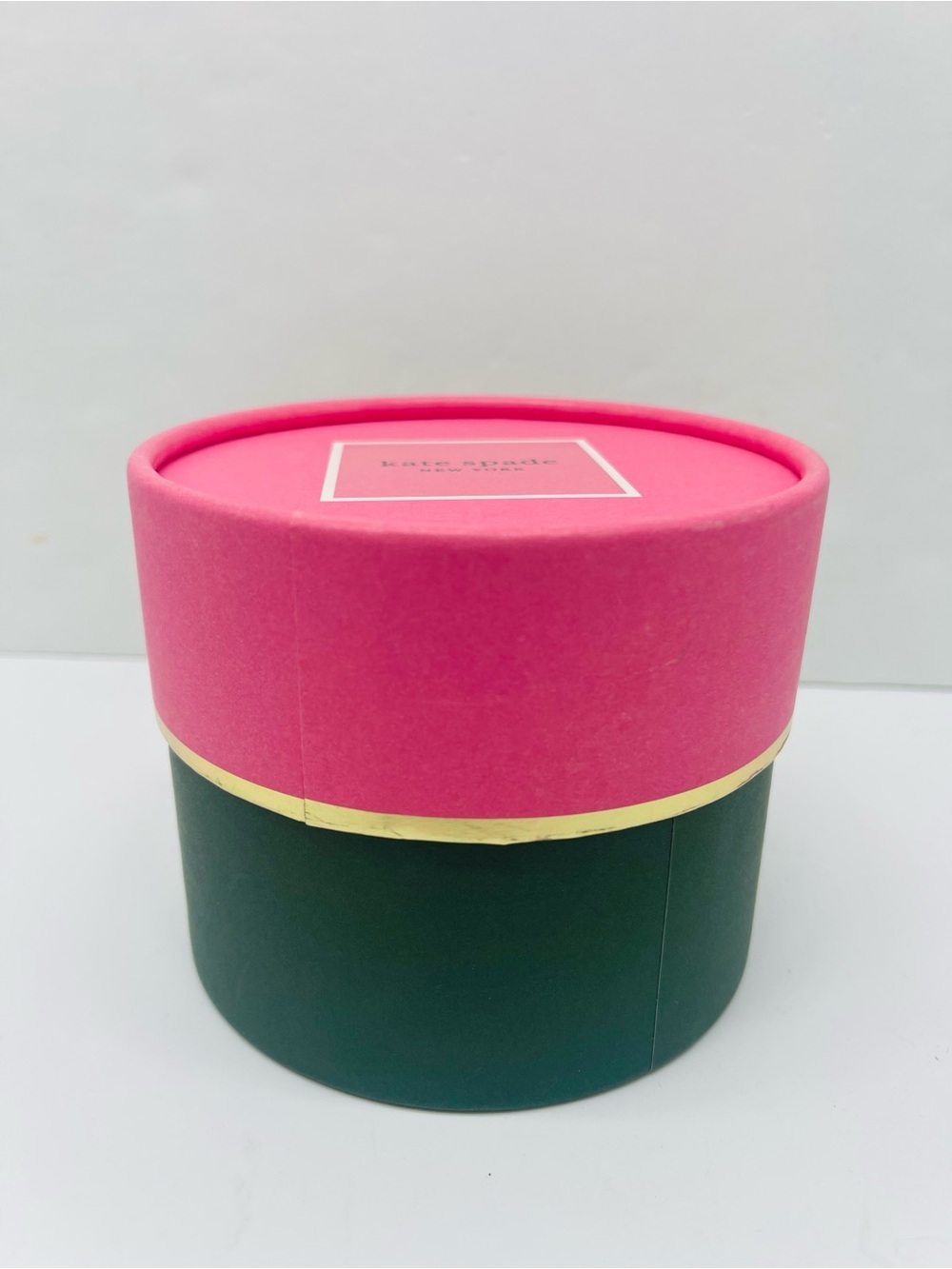 Kate Spade Pink & Forest Green Round Gift Box with Gold Trim New